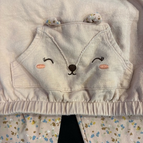 Adorable Cream Animal Hoodie and Floral Leggings Set - Picture 2 of 4